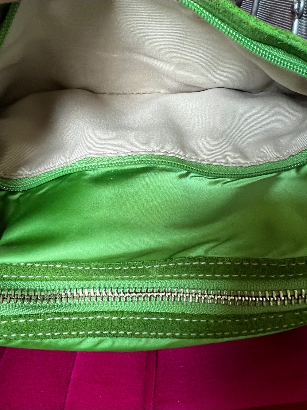 Coach Leatherware Vintage (2006) Barrel Bag-EUC - Picture 16 of 17